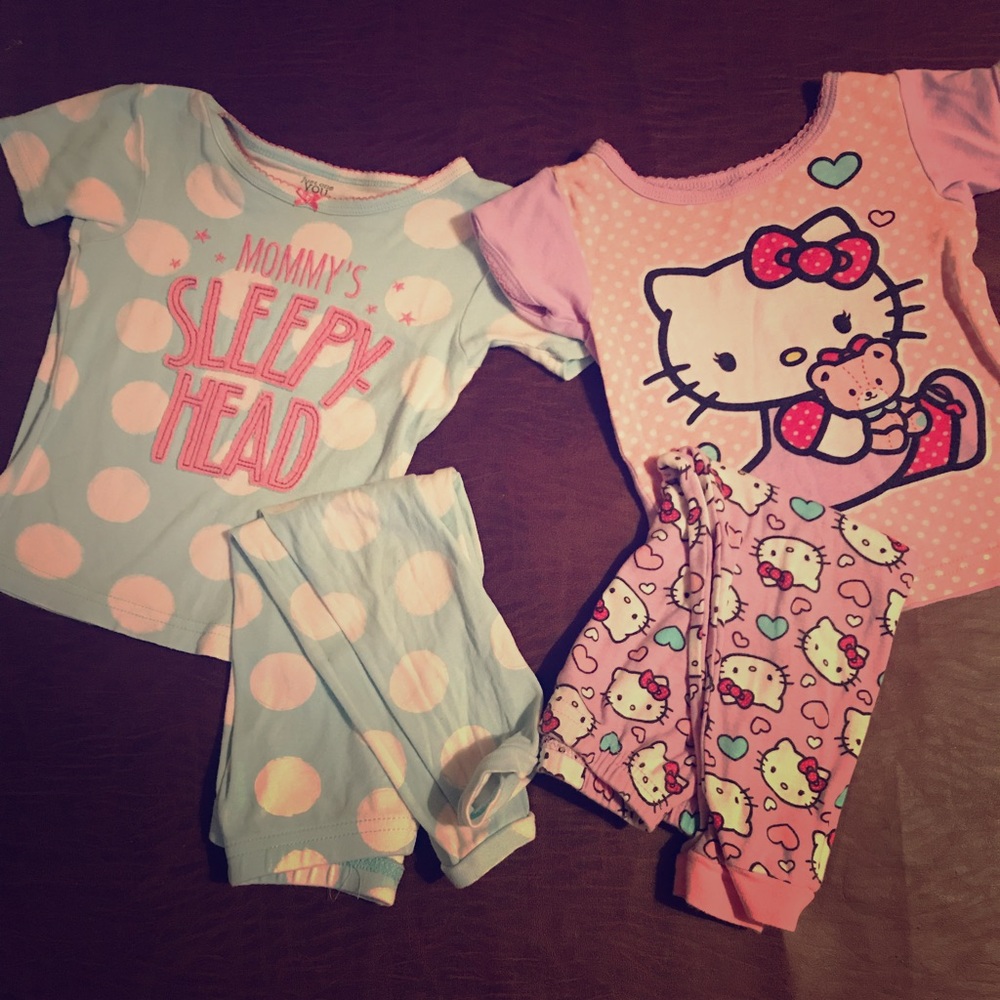 2 PJ sets. Fit like sz 9-12mnth (actual 18mnth)